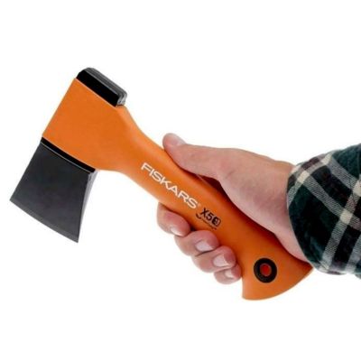 Fiskars X5 Kamp Baltası 121123