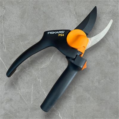 Fiskars P94 PowerGear ByPass Budama Makası