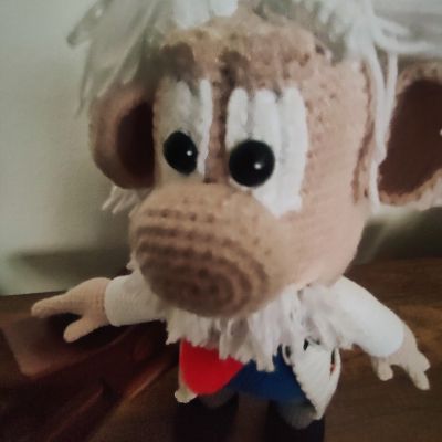 Albert Einstein Amigurumi Oyuncak