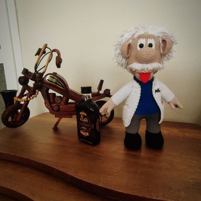 Albert Einstein Amigurumi Oyuncak